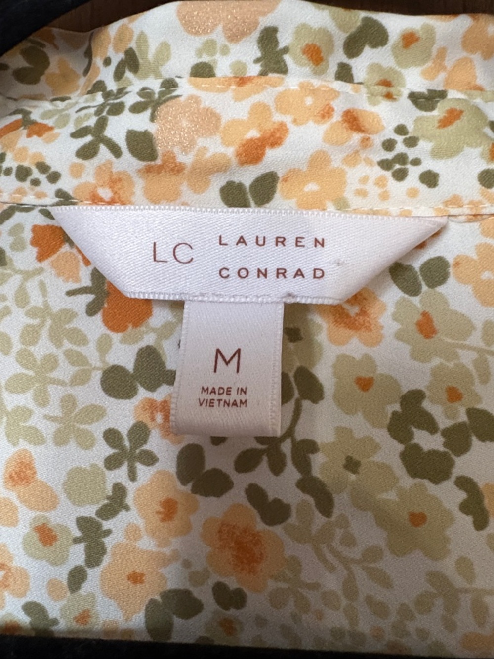 LC Lauren Conrad Button Down Floral Tie Waist Blouse - Picture 2 of 9